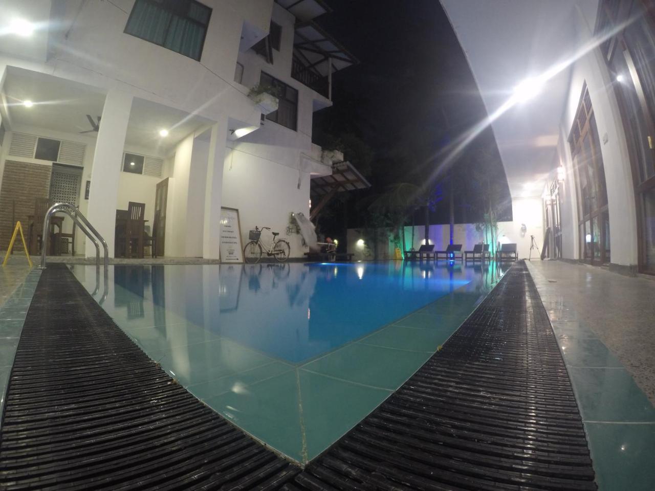 Hotel Bienvenido Madiha Polhena Exterior foto